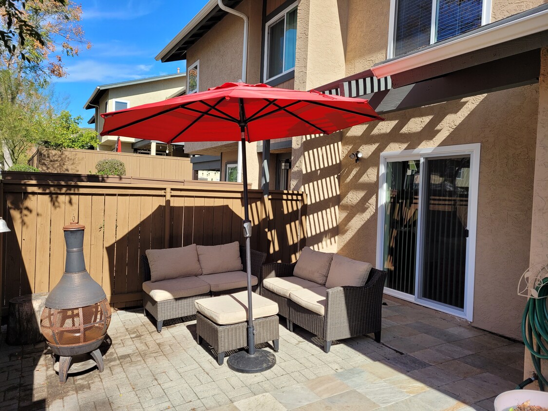 Foto principal - 10232 Kerrigan St