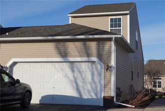 Building Photo - 5086 Minuteman Ln