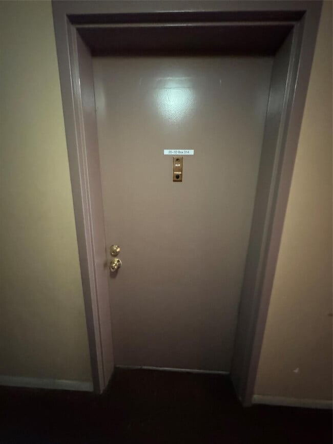 Foto del edificio - 4384 NW 9th Ave