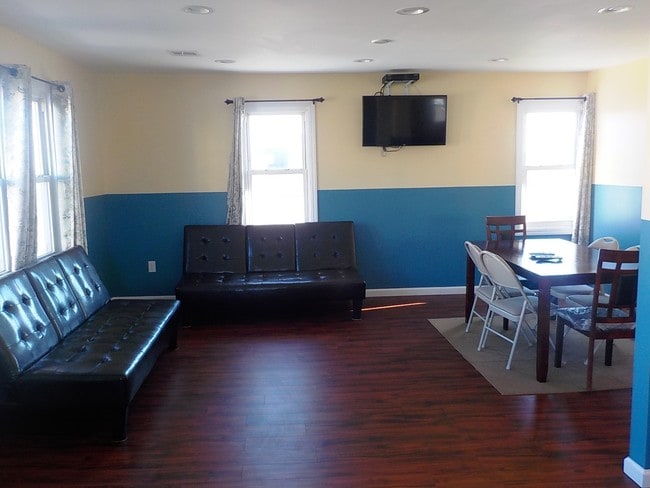 Living Room - 117 Sumner Ave