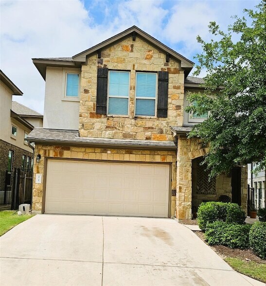 Foto principal - 3240 W Whitestone Blvd