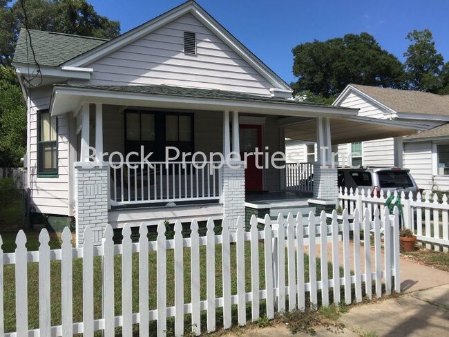 Building Photo - 1308 E Strong St