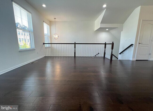 Building Photo - 3092 Alan Shepard St