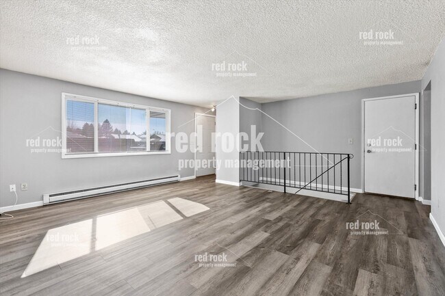 Foto del edificio - 3425 E 57th Ave