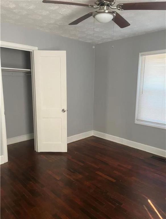 Foto del edificio - 2743 Harlan Dr