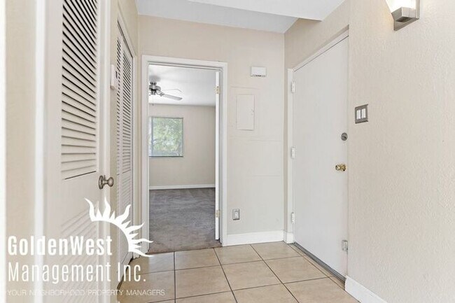 Foto del edificio - Fantastic 1Bdm 1Ba Midtown Condo Near Ligh...