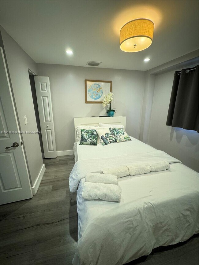 Foto del edificio - 821 SW 2nd St