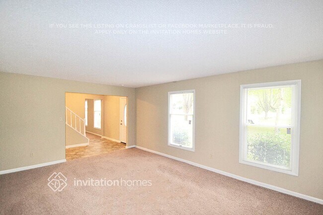 Foto del edificio - 7241 Connan Ln