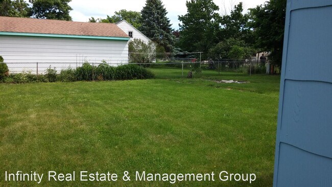 Foto del edificio - 606 2nd Ave NW