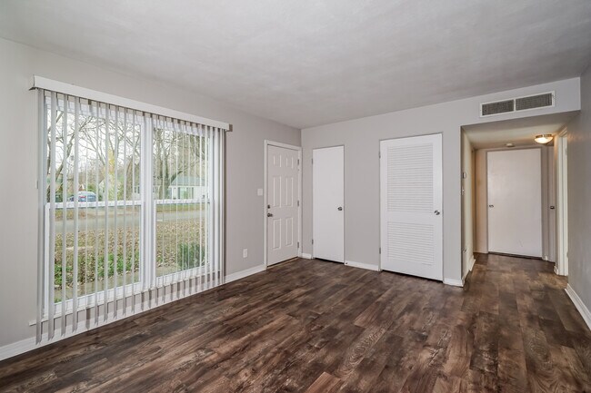 Building Photo - 1051 Rhonda Dr
