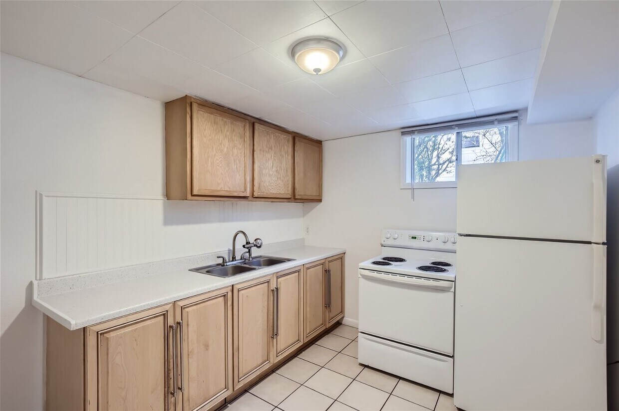 Primary Photo - 2130 5th Avenue