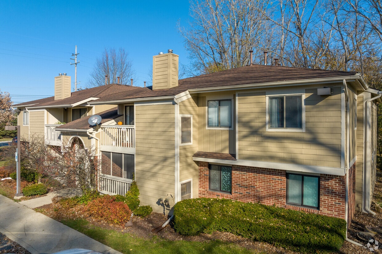 Creekwood Apartments in Ann Arbor, MI