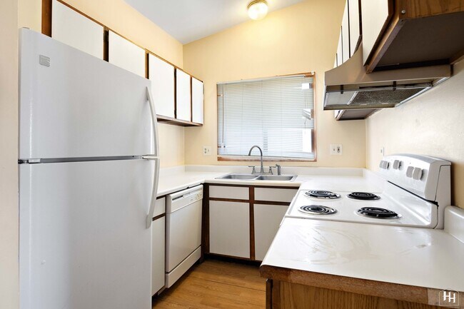 Foto del edificio - 429 Berkshire Dr