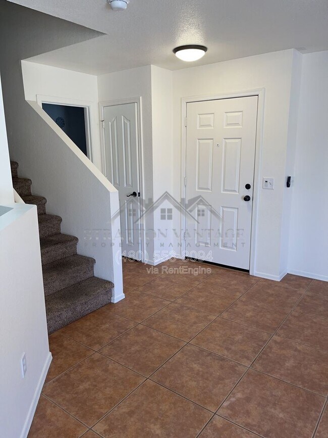 Building Photo - 9592 N 82nd Ave