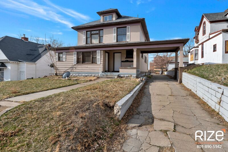 Primary Photo - 2547 Adams Ave