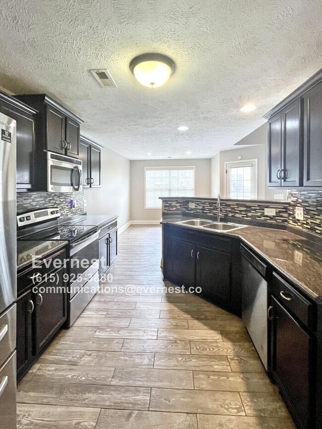 Building Photo - 1148 Meachem Dr