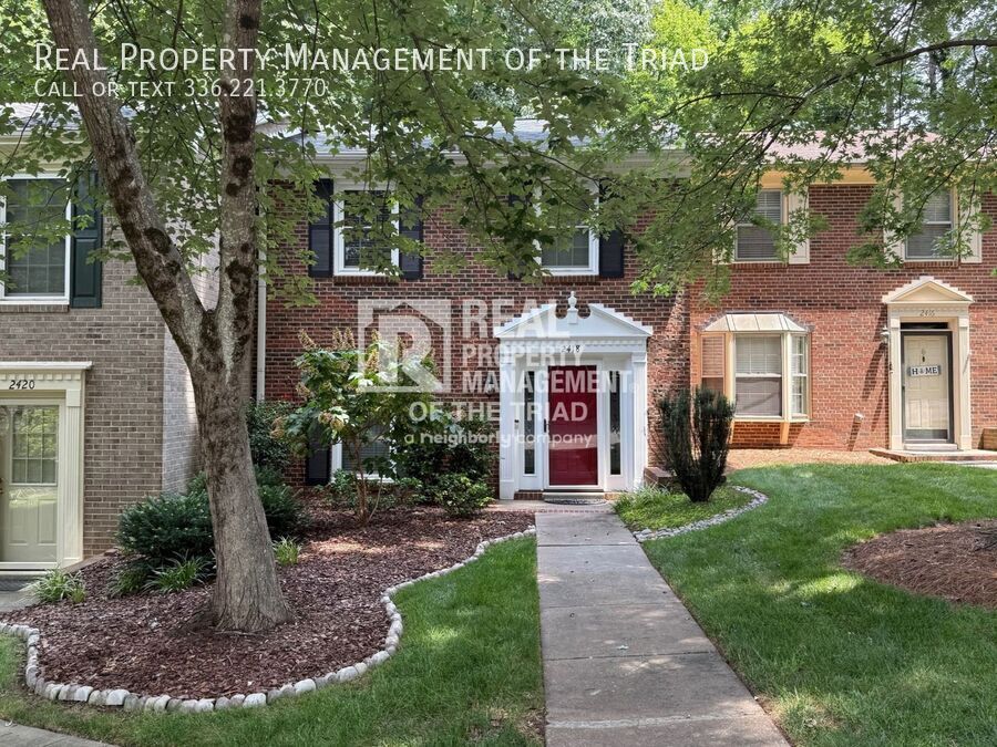 Foto principal - 2418 Cottage Pl