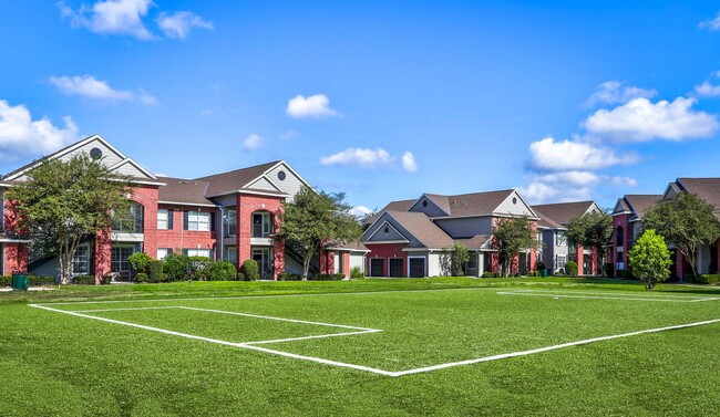 Building Photo - Quail Chase Apartments