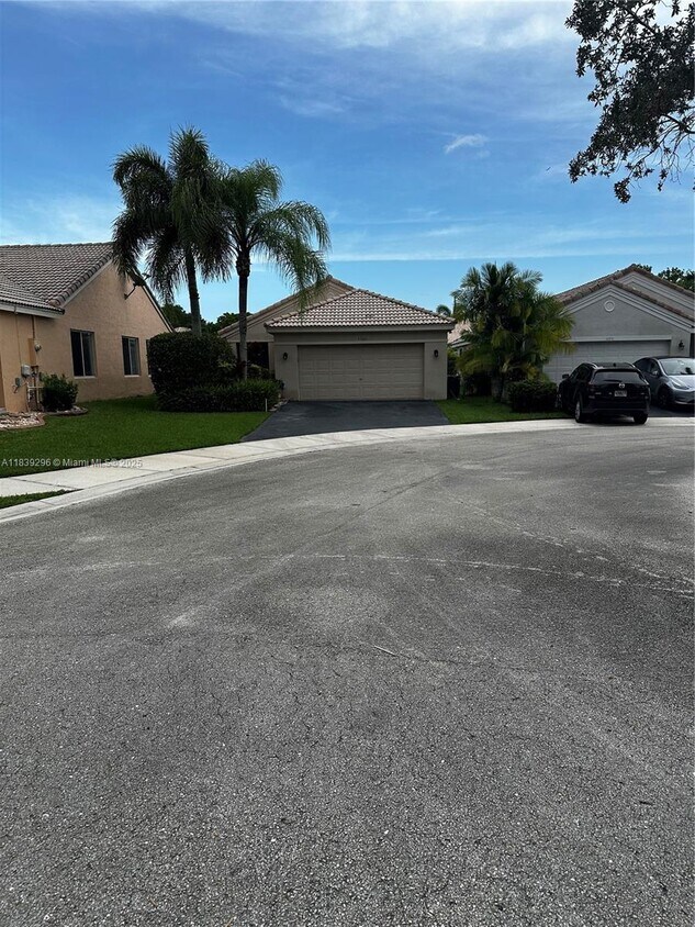Foto del edificio - 4366 Pine Ridge Ct