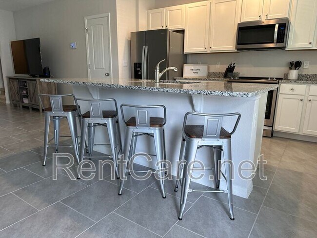 Building Photo - 10030 Salt Pt Dr