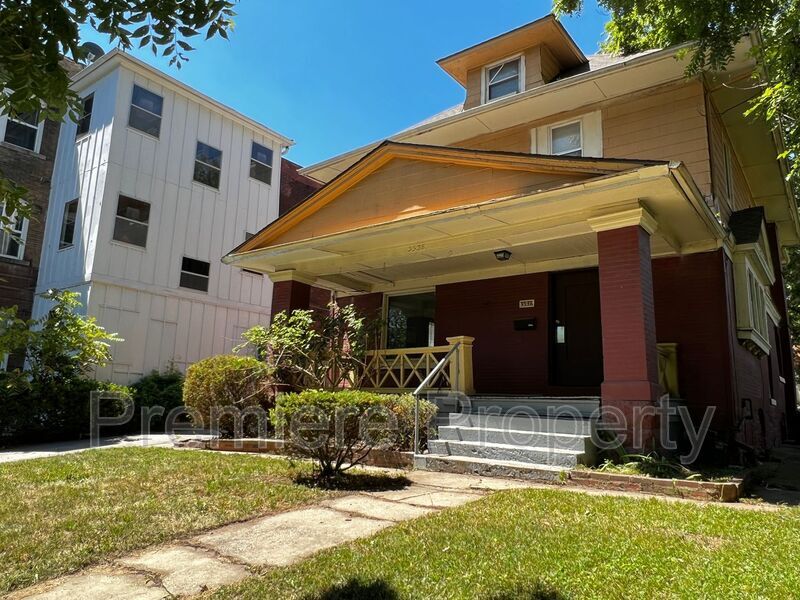 Primary Photo - 3538 Wyandotte St