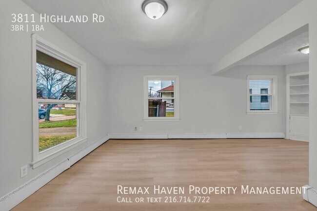 Foto del edificio - 3811 Highland Rd