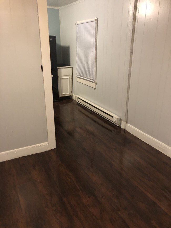 Foto del edificio - 100 Duke St