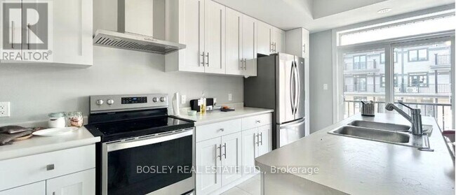 Photo du bâtiment - 76 Lomond Ln