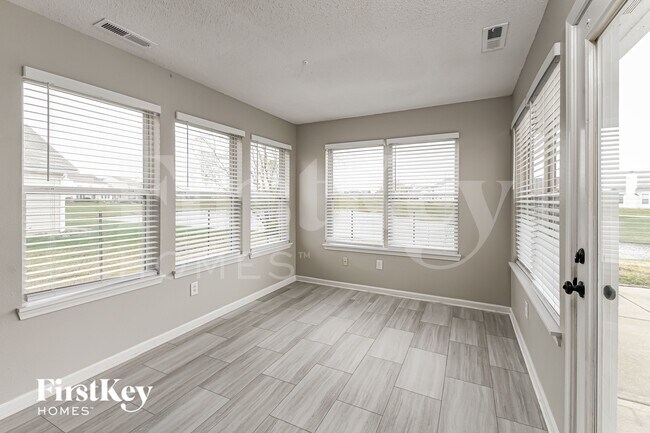 Foto del edificio - 3471 Firethorn Drive