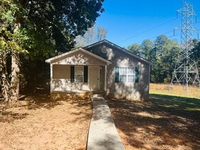 Building Photo - 133 Callie Rd