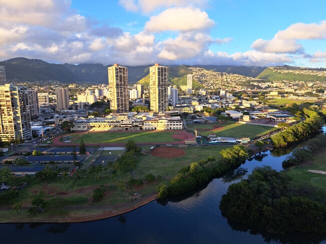Foto del edificio - 2211 Ala Wai Blvd