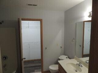 Building Photo - 649 Rilynn Avenue