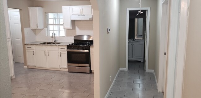 Foto del edificio - 6518 Gainesville St