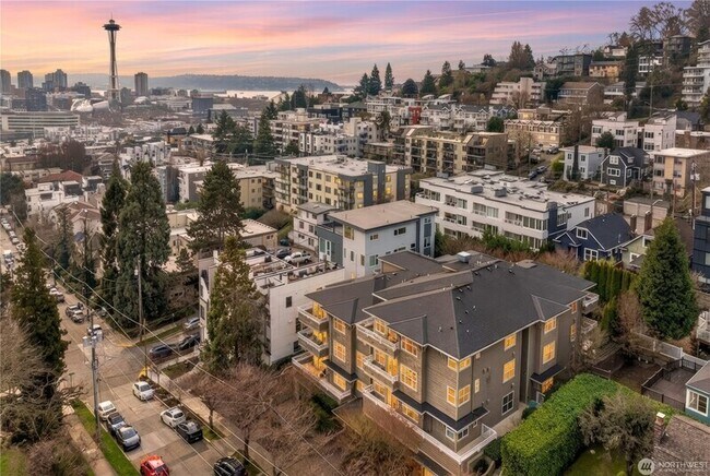 Foto del edificio - 1415 6th Ave N