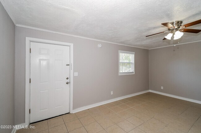 Foto del edificio - 4602 Roanoke Blvd