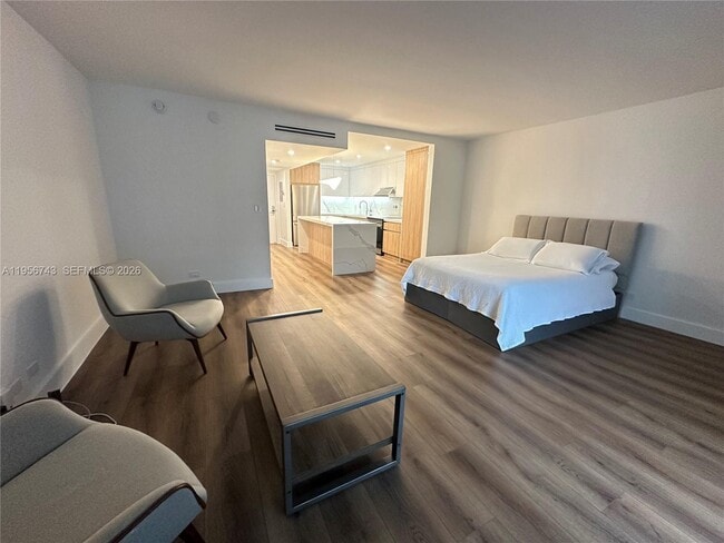 Foto del edificio - 2301 Collins Ave