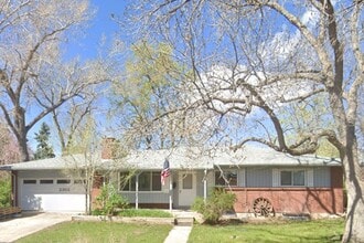 Building Photo - 2303 Braun Ct