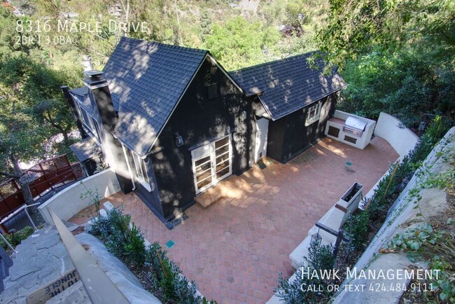 Foto del edificio - Stunning Tranquil Home in Laurel Canyon wi...