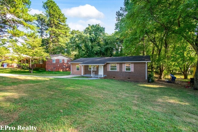 Building Photo - Don’t Miss Out! Look, Lease, and Live Specials EXTENDED to January 31st!