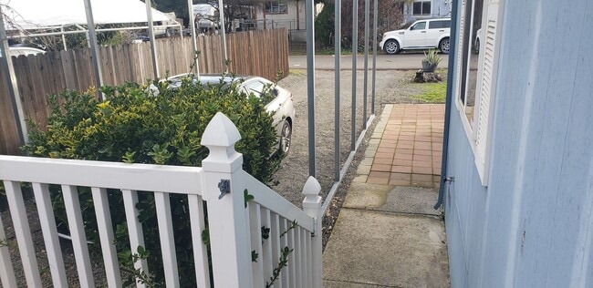 Foto del edificio - 315113thstreet.is4lease.com