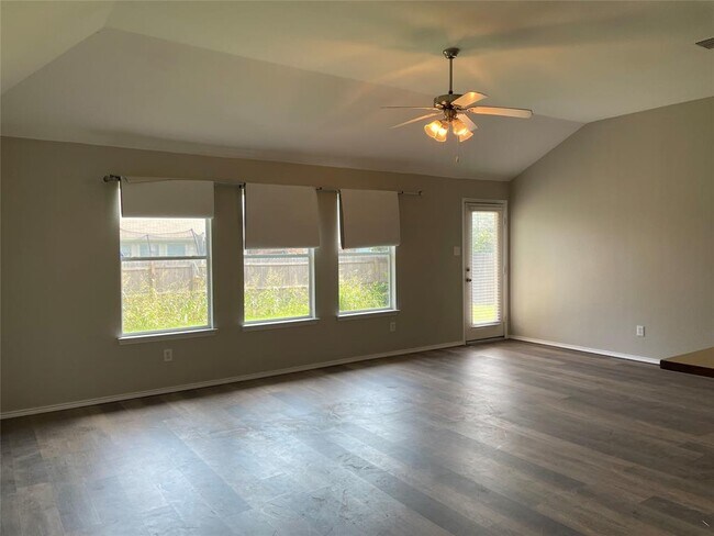 Foto del edificio - 5720 Moon Flower Ct