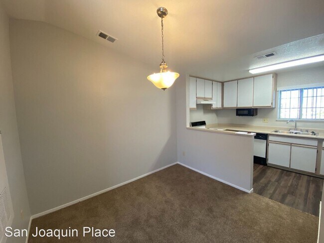 Foto del edificio - 3301 Redding Ave