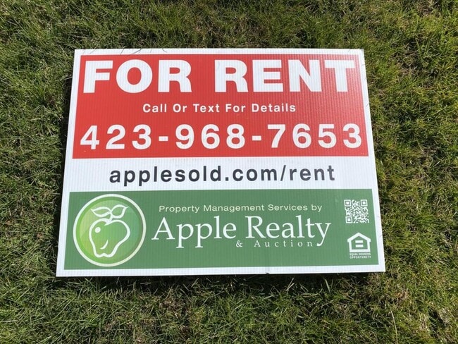 Building Photo - 122 Maxwell Dr