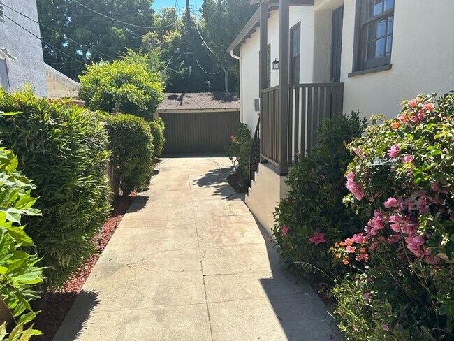 Foto del edificio - 1717 Ensley Ave