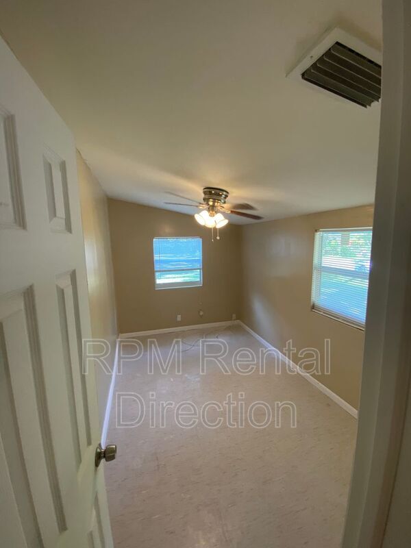 Foto del edificio - 370 Broward Ave