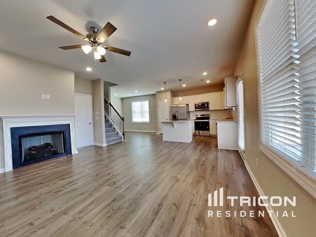 Building Photo - 177 Sawyer Ml Dr