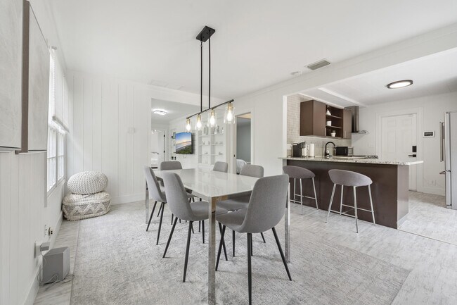 Foto del edificio - 313 16th Ave N