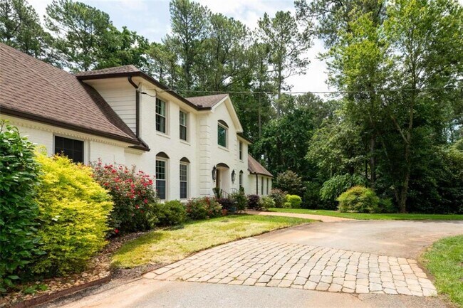 Building Photo - 1908 Musket Ct
