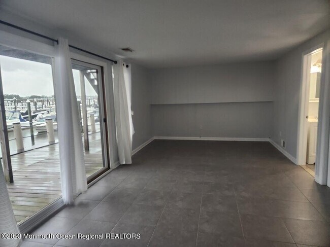 Foto del edificio - 1332 Ocean Ave