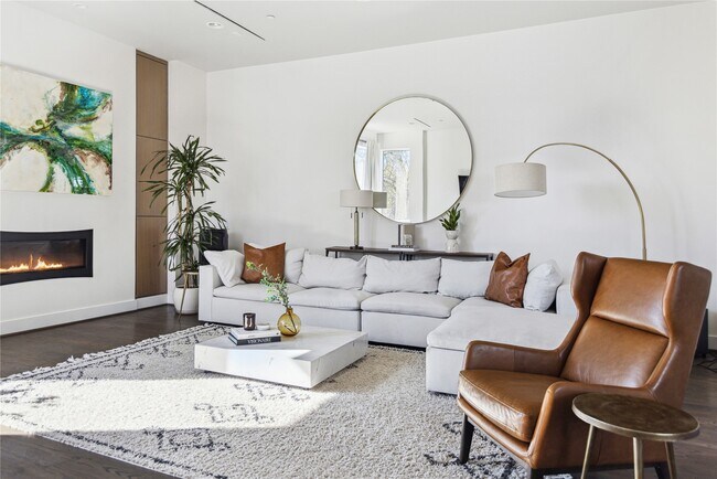 Foto del edificio - 306 W Pierce St